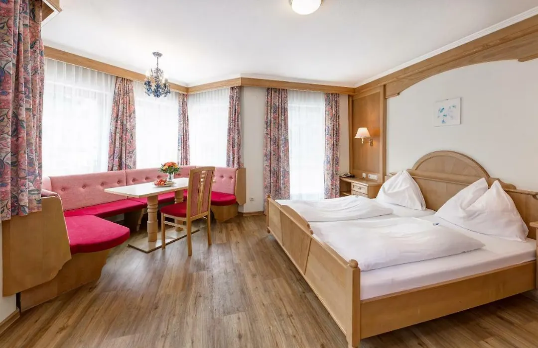 Strass- Aparthotel-1
